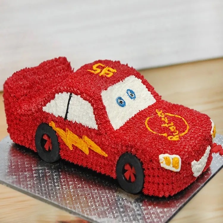 Car Shape Cake