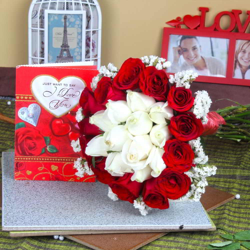 Love Greeting Card with Lovable Roses Bouquet Combo