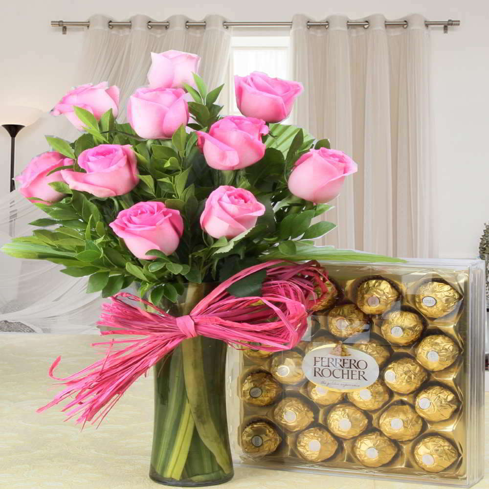Best Valentine Gift of Ferrero Rocher Chocolate with Pink Roses