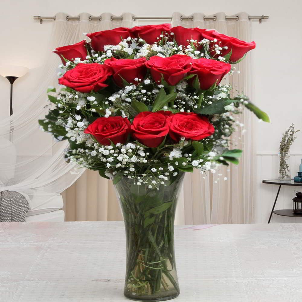 Glass Vase of One Dozen Red Roses For Valentines Gift