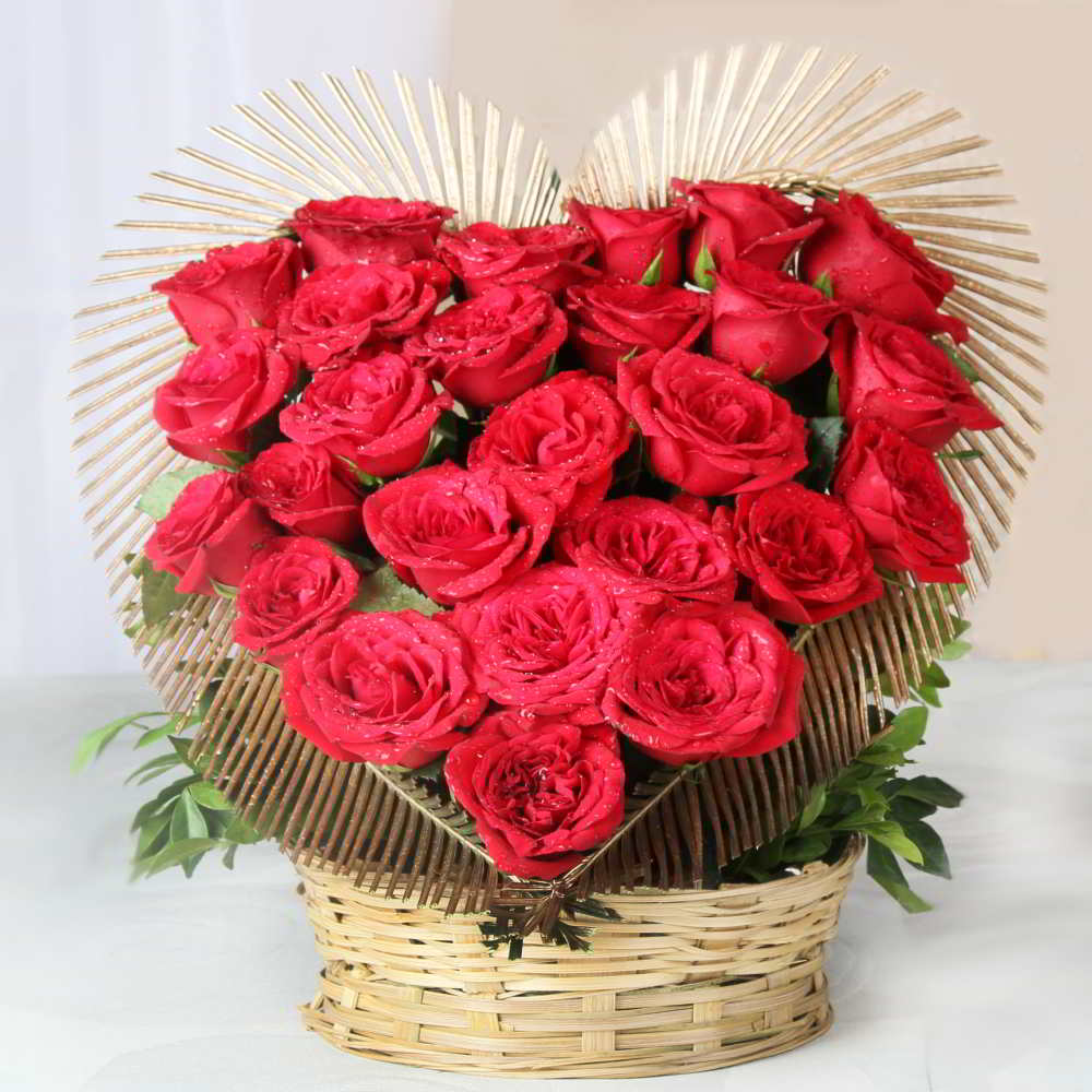 Romantic Red Roses Heart Shape Arrangement For Valentine