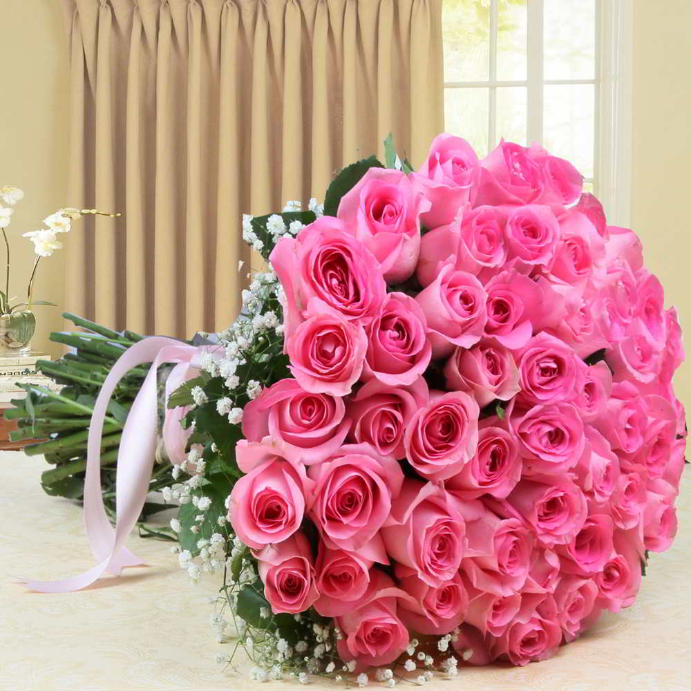 Bouquet of Fifty Pink Roses For Valentine Gift