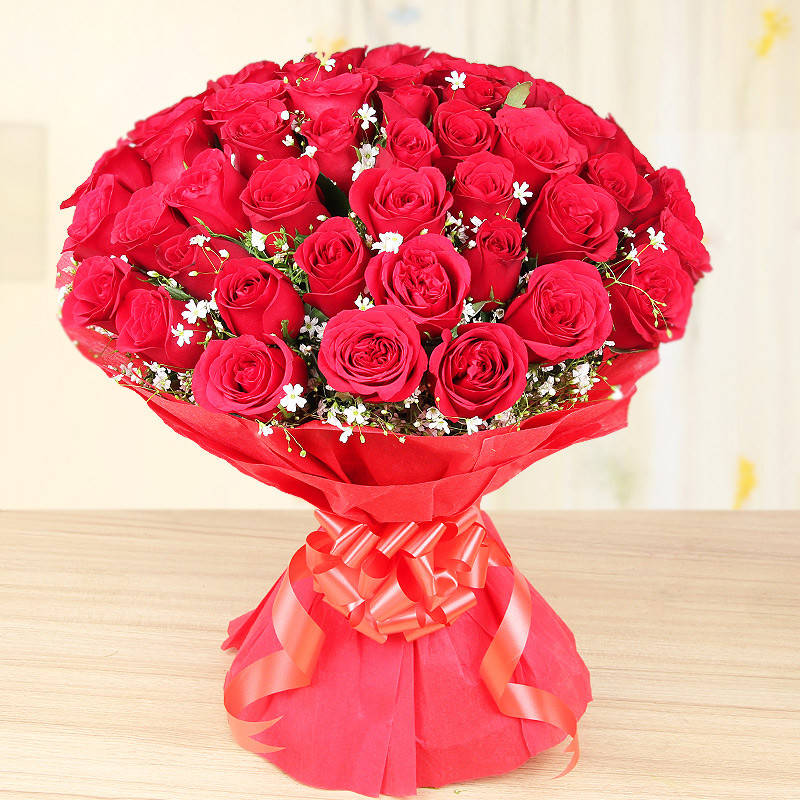 Love Bouquet of Thirty Red Roses