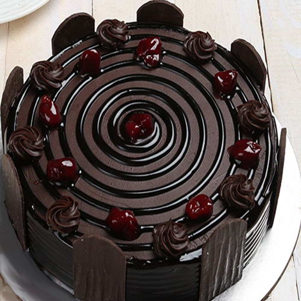 Stylish Chocolate Cake for Mumbai