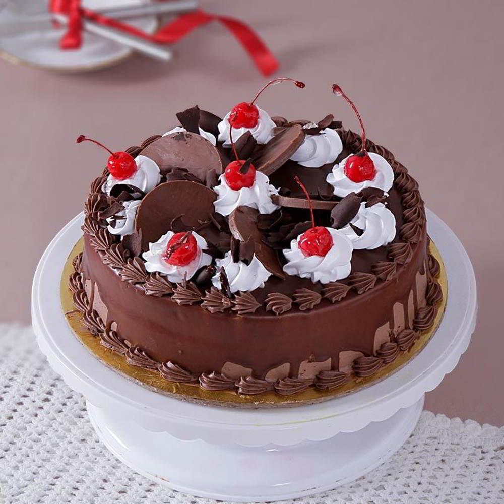 Eggless Chocolate Cherry Cake for Mumbai