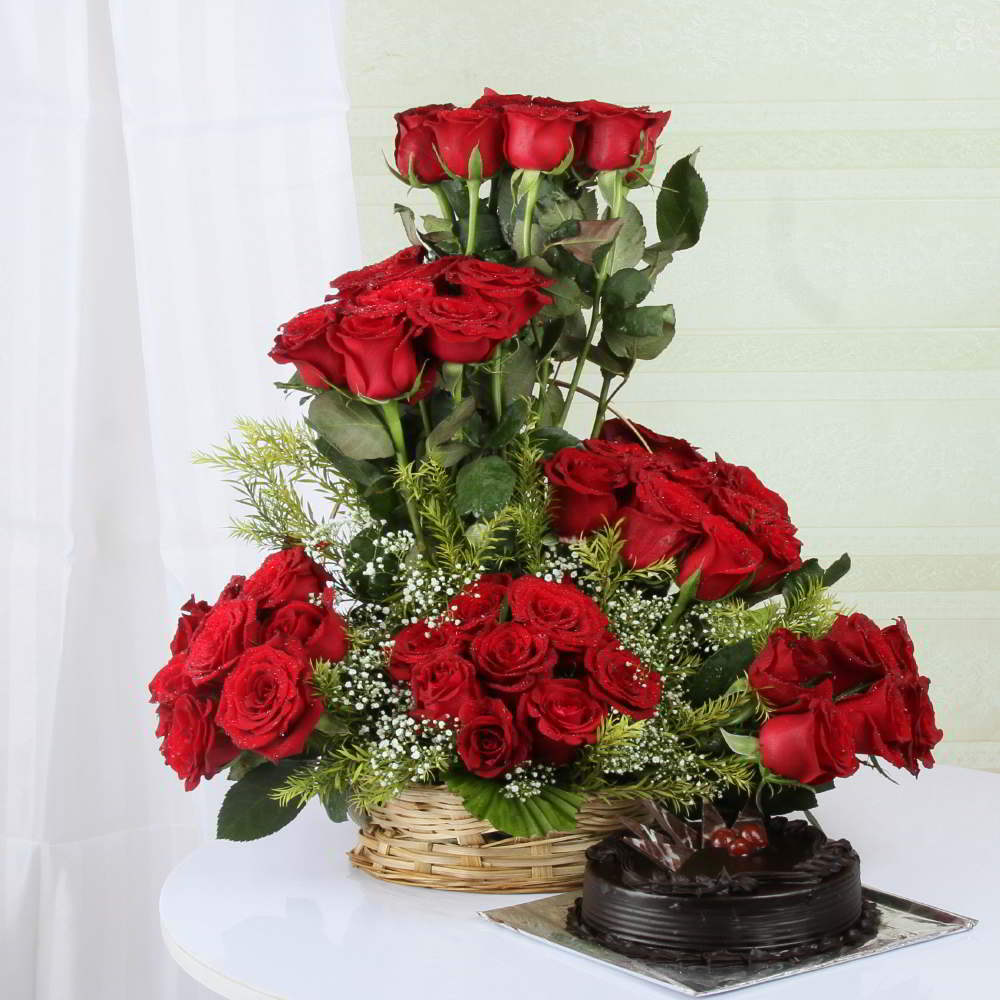 Dark Chocolate Cake with Exotic Roses Arrangement for Mumbai