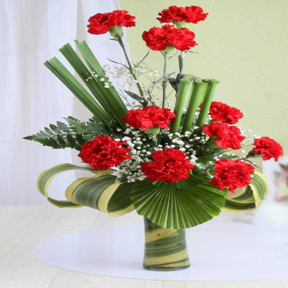 Attractive Red Carnation Arrangement for Mumbai