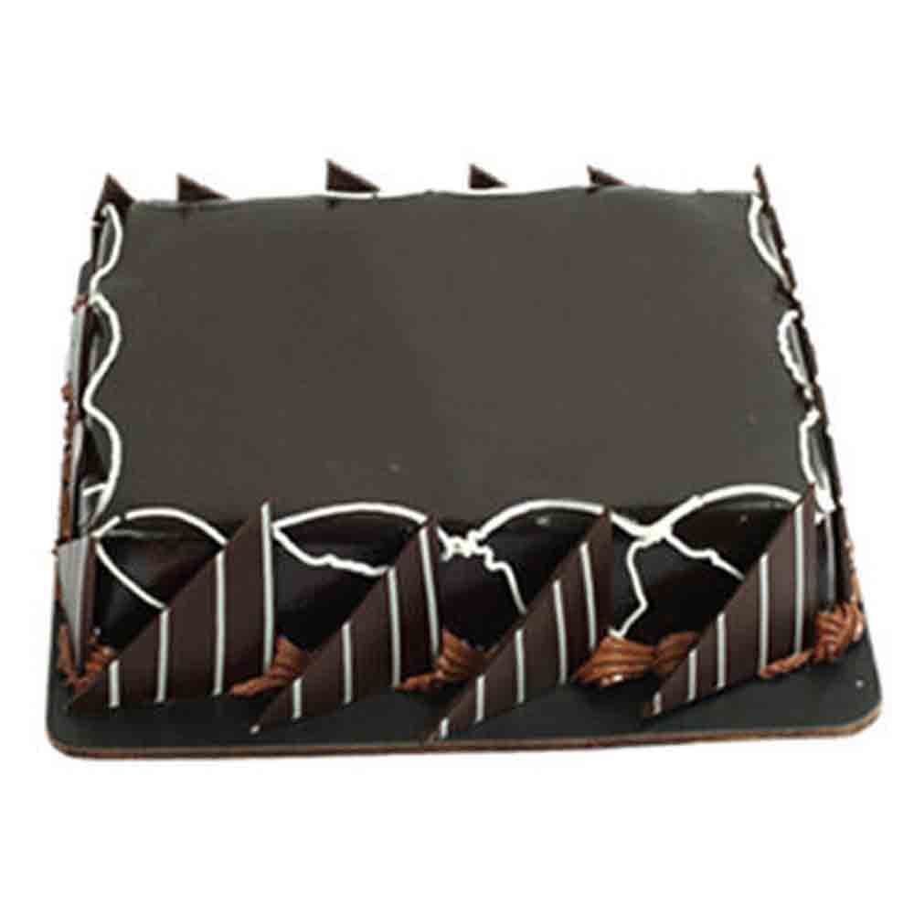 DELICIOUS DARK EGGLESS CHOCOLATE CAKE HALF KG