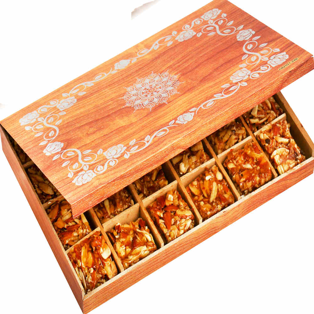 Wooden 24 Pcs Roasted Almond Bites Box