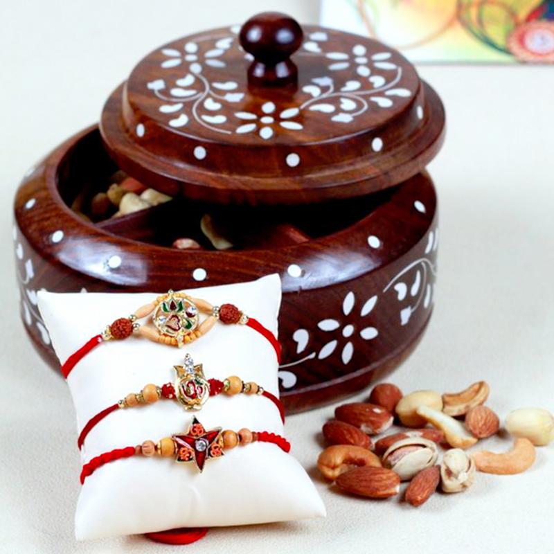 Rakhis with Dryfruits Gift Hamper