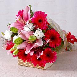 Send Wedding Gift Fragranceful Exotic Bouquet To Jaunpur