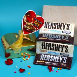 Romantic Gift Hampers for Her - Hersheys Choco Valentine Combo