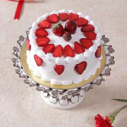 Five Star Cakes - Eggless Fresh Cream Strawberry Cake from Five Star Bakery