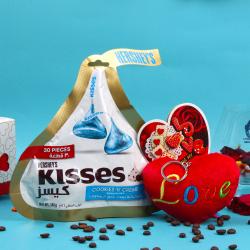 Kiss Day - Special Valentine Gift of Hersheys Kisses Chocolate and Love Key Chain