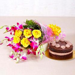 Mothers Day Express Gifts Delivery - Flowers with One Kg Chocolate Cake for Mothers Day
