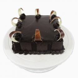 Send Sugar Less Chocolate Cake To Kollam