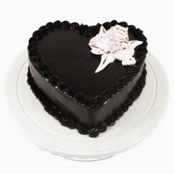 Regular Cakes - Heart shape Chocolate Cake Online