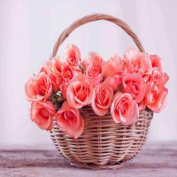 Basket Arrangement - Graceful Roses Arrangement