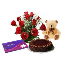 Valentines Fresh Cream Cakes - Valentine Love Token Gift