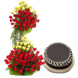 Express Your Love With Exotic Hundred Roses Arrangement and Dark Chocolate Cake