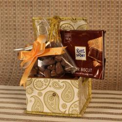 Send Chocolates Gift Chocolate Cashew Hamper To Hyderabad