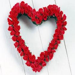 Valentine Heart Shaped Rose Arrangements - Heart Shape Frame