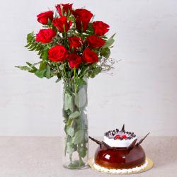Anniversary Exclusive Gift Hampers - Special Choco Vanilla Cake with Red Roses in a Vase