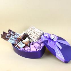 Send Beautiful Box with full of Chocolates and Cashews Nuts To Delhi