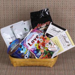 Valentine Romantic Hampers For Her - Love Goodies Basket