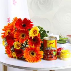 Holi Gifts - Mix Flowers with Gulab Jamun and Holi Colors