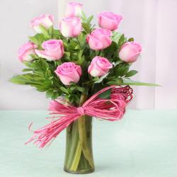Promise Day - Glass vase of Ten Pink Roses For Valentine