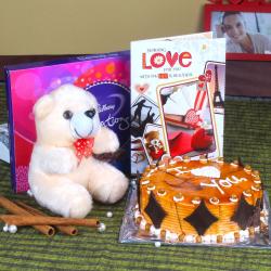 Valentines Fresh Cream Cakes - Special Love Valentine Gift Set