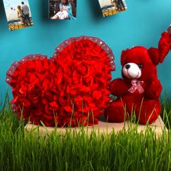 Send Valentines Day Gift Lovely Red Heart and Teddy Gift Set To Kolkata