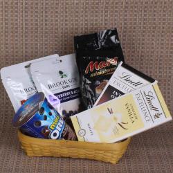 House Warming Gifts for Men - Basket of Yummy Goodies