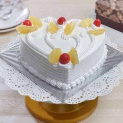 Birthday Cakes - One Kg Heart Shape Pineapple Cake Treat