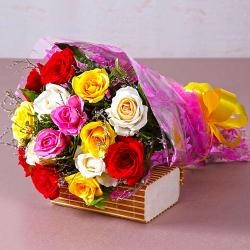 Send Wedding Gift Fifteen Mix Roses Bouquet To Hyderabad